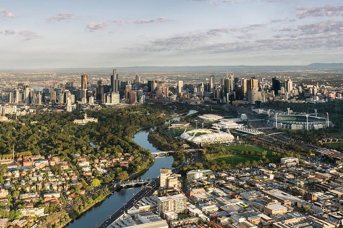 Melbourne sunrise balloon flight & champagne breakfast - Key things to know before you book