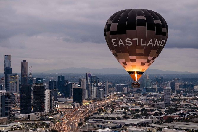 Melbourne sunrise balloon flight & champagne breakfast - Is $400.94 per person good value?