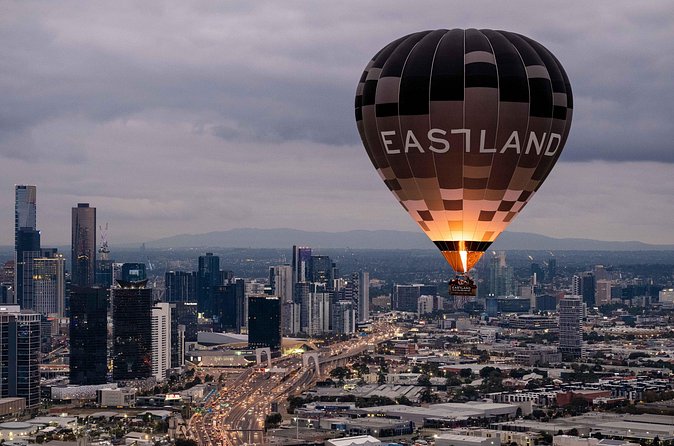 Melbourne sunrise balloon flight & champagne breakfast - Weather, cancellations, and practical planning
