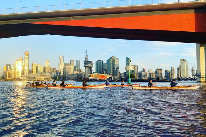 Melbourne Sunset Kayaking Experience with Dinner - Southbank, Crown Casino, and the fire-ball display
