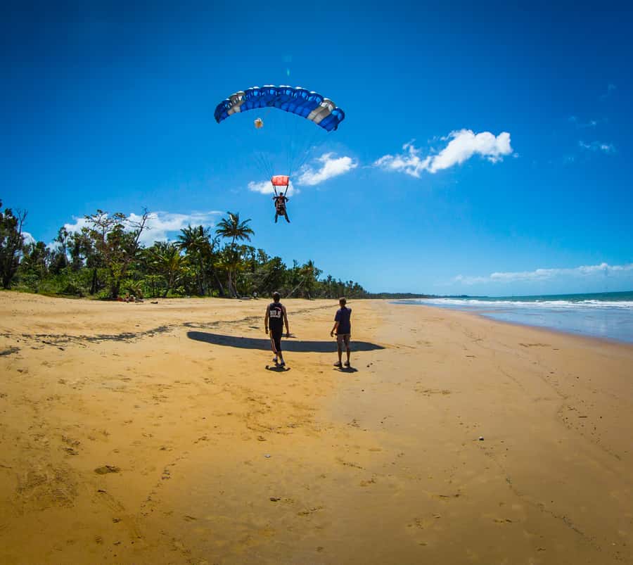 Mission Beach Tandem Skydive Experience - The essential points before you book