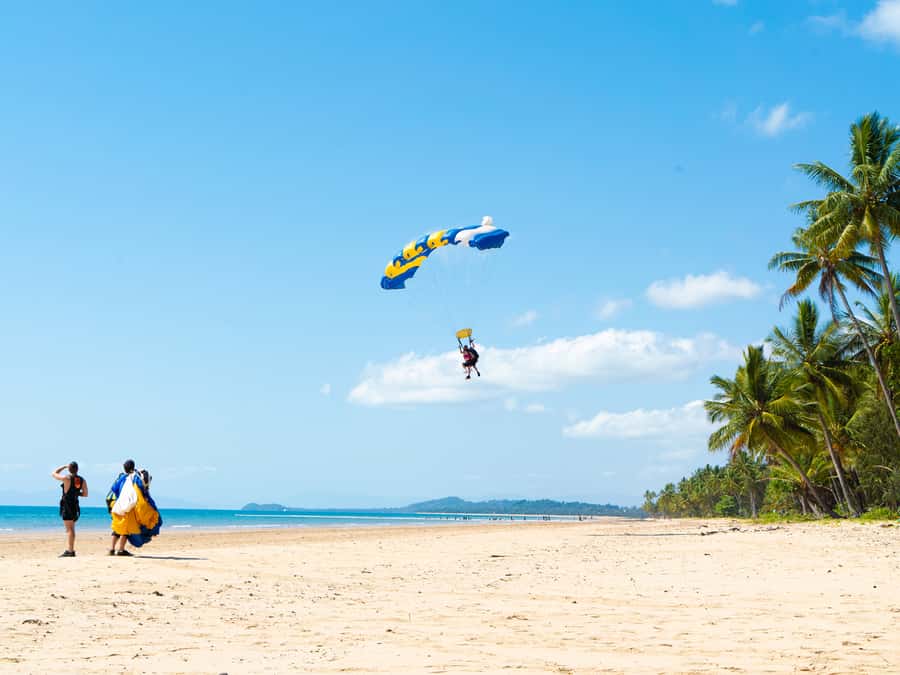 Mission Beach Tandem Skydive Experience - Who should book this experience?