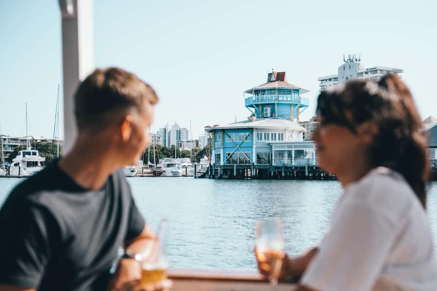 Mooloolaba: Canal Cruise with Commentary - Minyama Island and the canal story