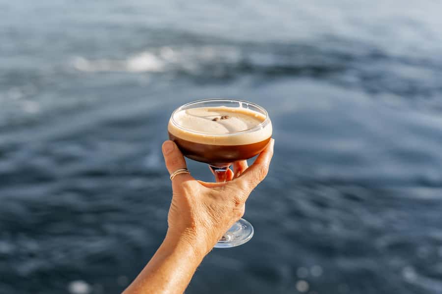 Mooloolaba: Seafood Lunch Cruise - How the 90 Minutes Unfold