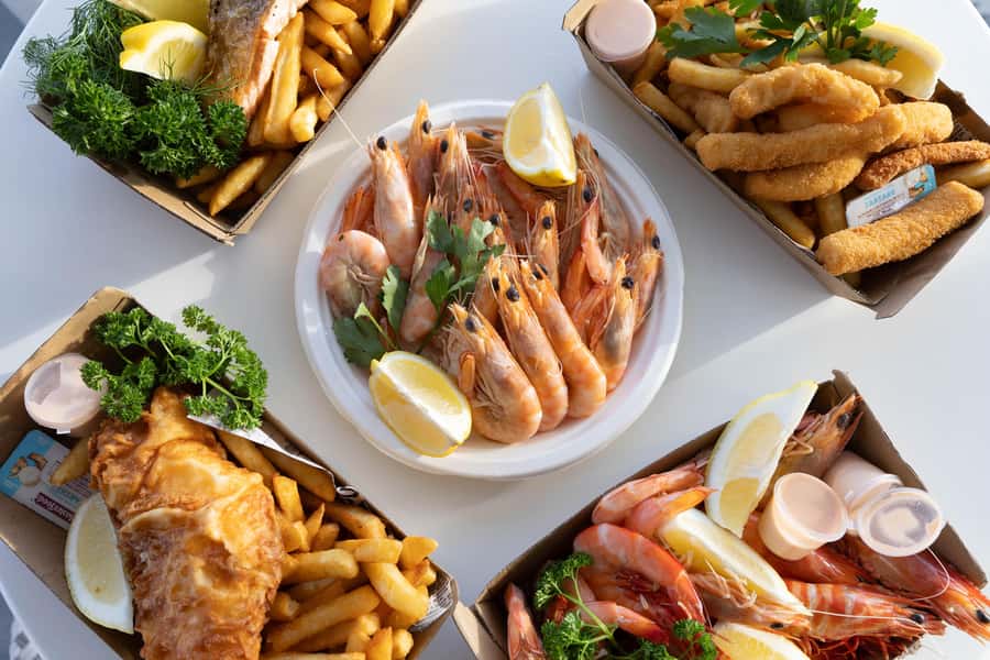 Mooloolaba: Seafood Lunch Cruise - Cruising the River and Mooloolaba Canals