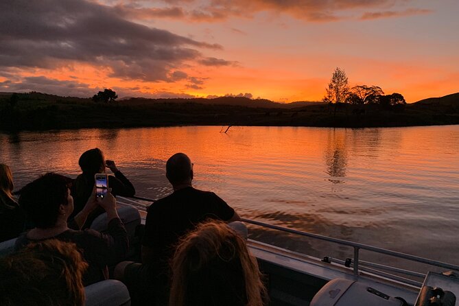 Nitmiluk (Katherine) Gorge 3.5-Hour Sunset Dinner Boat Tour - Sunset, service, and the mood onboard