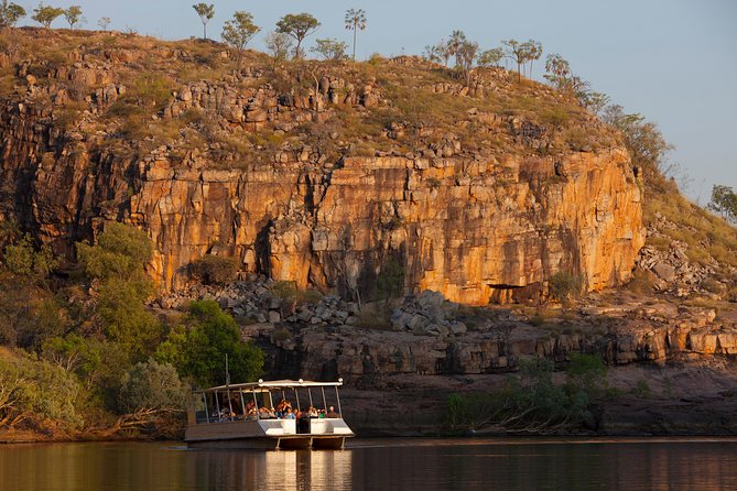 Nitmiluk (Katherine) Gorge 3.5-Hour Sunset Dinner Boat Tour - The first cruise through the gorge