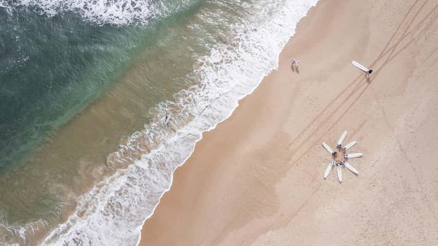 Noosa Heads: 2 Hour Surf Experience on the Sunshine Coast - The first stand-up attempt