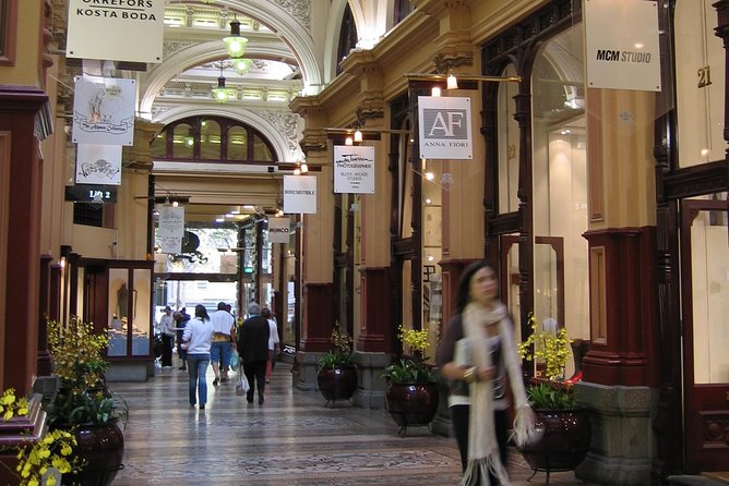 Original Melbourne Lanes and Arcades Walking Tour - Hosier Lane and Melbourne street art