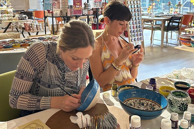 Paint and Sip Classes Sydney: Ceramic Plates & Bowls - The value of $49.49