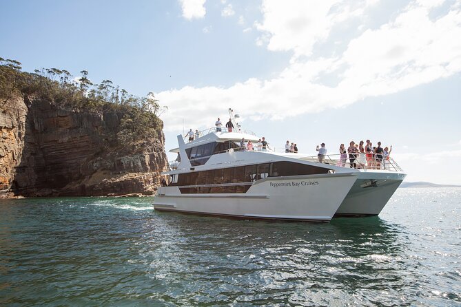 Peppermint Bay Cruise & Lunch - Wildlife sightings depend on the day