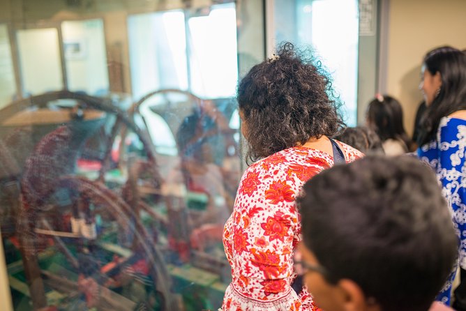 Perth Bell Tower Chiming Experience - Seeing the 6,500-kilogram ANZAC Bell at noon