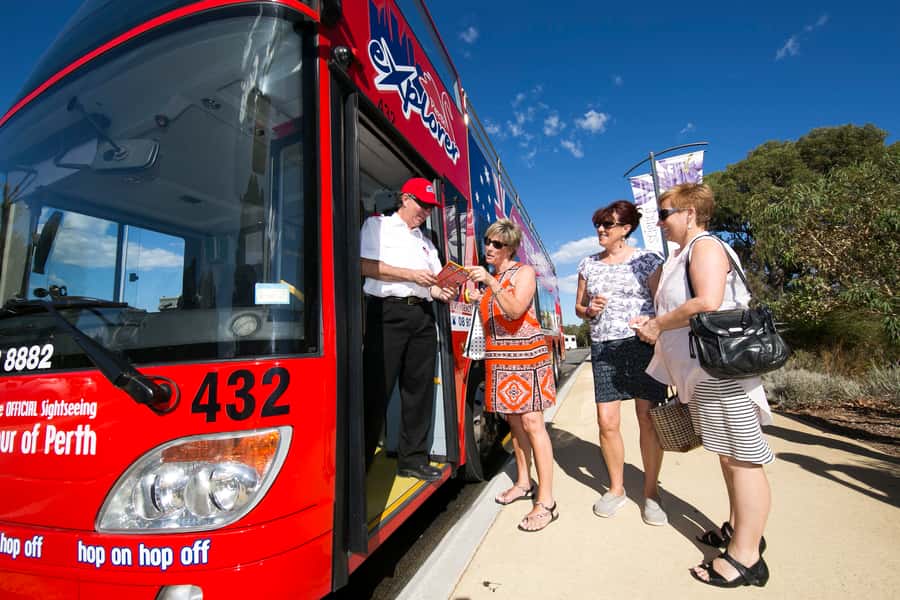 Perth: Hop-on Hop-off Sightseeing Bus Ticket - Kings Park and the Botanic Gardens