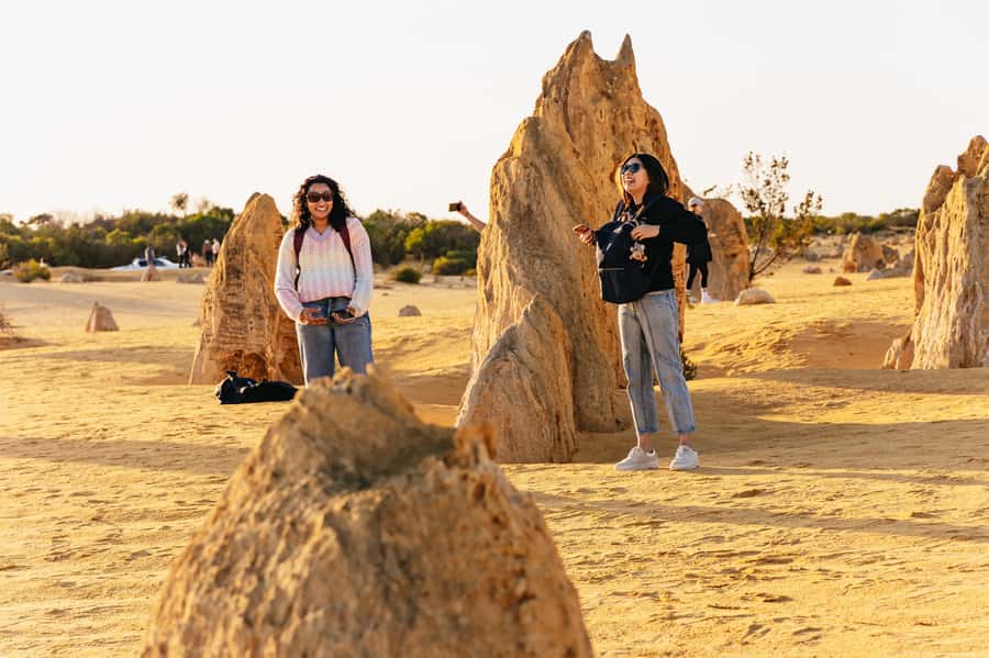Pinnacles Desert: Sunset BBQ & Stargazing Tour +Sandboarding - Why this tour works so well from Perth