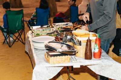 Pinnacles Desert: Sunset BBQ & Stargazing Tour +Sandboarding
