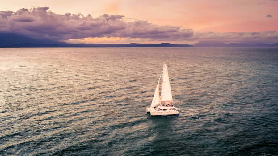 Port Douglas: Sunset Sailing Cruise on Luxury Catamaran - Who will enjoy this sailing most?