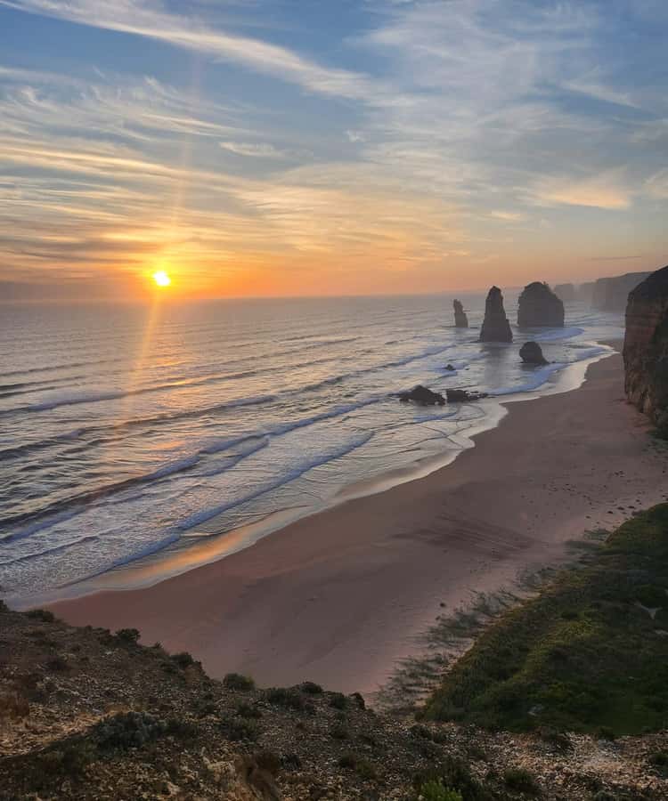 PREMIUM Great Ocean RD Tour REVRS-Luxry SML GRP-Hotel PickUP - Hotel pickup and the early start from Melbourne