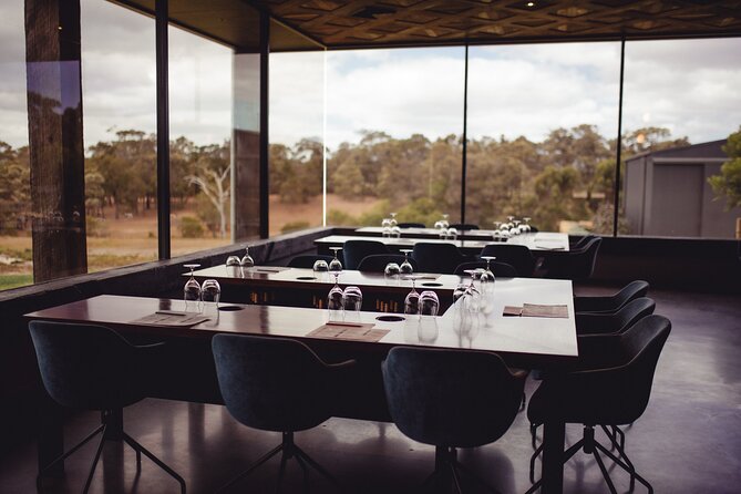 Premium Margaret River Winery Tour with Tannin Road - Distillery drinks and chocolate depend on the clock