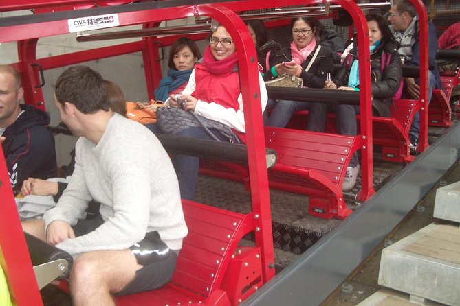 PRIVATE Blue Mountains day tour with local guide. - Katoomba and Leura bring the day down to street level