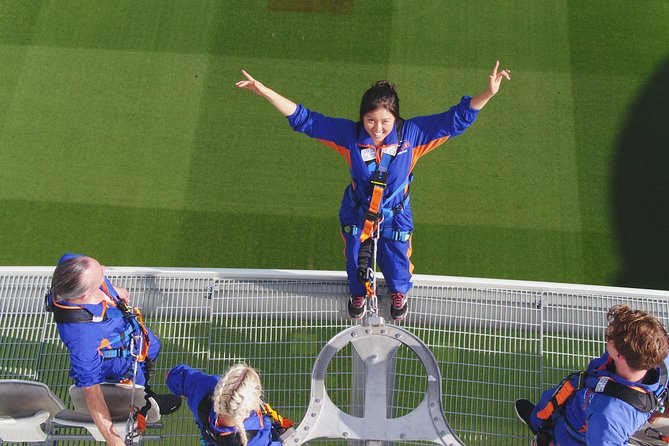 RoofClimb Adelaide Oval Experience - The RoofClimb experience at a glance
