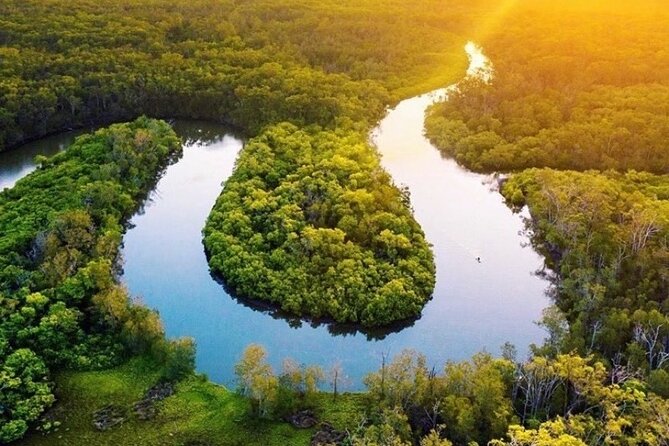 Self-Guided Noosa Everglades Kayak Tour - Crossing Lake Cootharaba to Kinaba