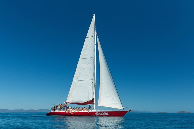 Siska - 2 day 1 Night - Maxi Sailing Tour of the Whitsundays - Setting sail from Airlie Beach