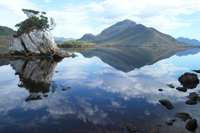 Southwest Tasmania Wilderness Experience: Fly Cruise and Walk Including Lunch - Cruising Bathurst Harbour and Melaleuca Inlet
