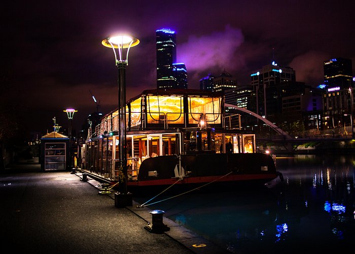 Spirit of Melbourne Dinner Cruise on the Yarra River - Drinks included from the first toast to the last course