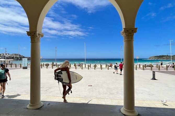 Story of Sydney Tour (mini coach) - Bondi Beach in a useful 20 minutes