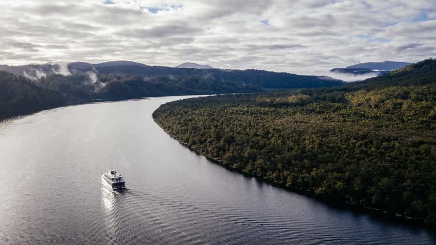 Strahan: Gordon River Cruise with Lunch & Sarah Island Walk - Sarah Island and convict-era Tasmania