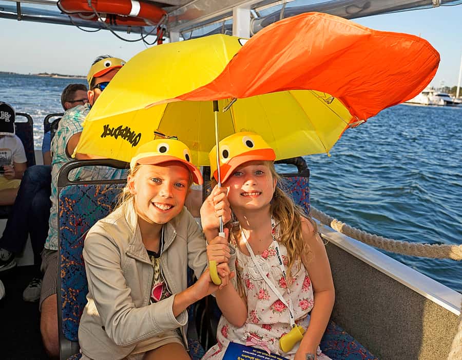 Surfers Paradise: Guided Gold Coast Amphibious Bus Tour - What the one-hour format really offers