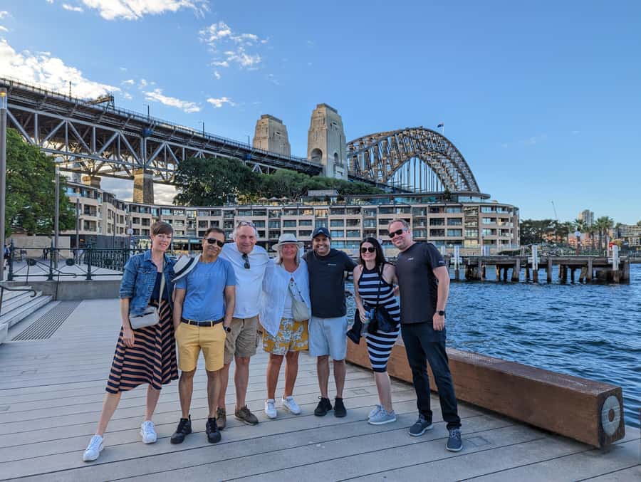 Sydney: City & The Rocks 3.5-Hour Walking Tour with a Drink - Customs House and the Cadigal story