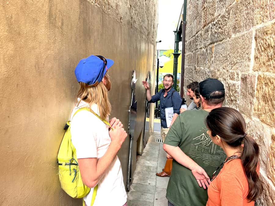 Sydney Convicts, History & The Rocks 2.5-Hour Walking Tour - Who should take this Sydney walking tour?