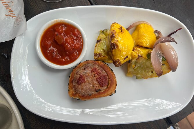 Sydney Food Tour with 8 Authentic Tastings by Secret Food Tours - Starting with oysters and modern Australian food