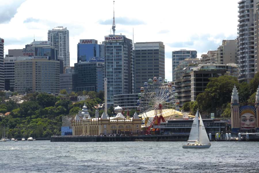 Sydney: Half-Day City Tour - Centennial Park to Chinatown: the everyday city behind the icons