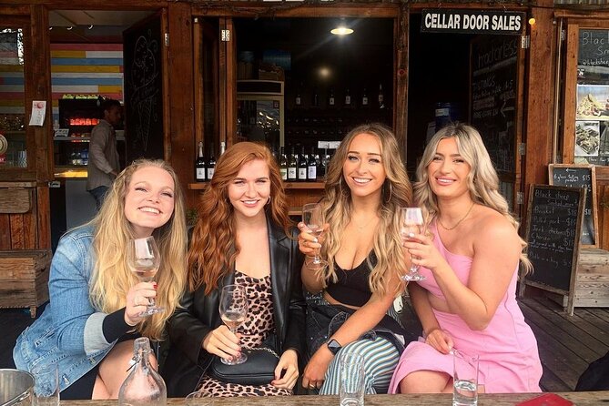 Sydney Half Day Private Tour: See Sydney Opera House and Bondi - Woolloomooloo and Darlinghurst: from docks to nightlife