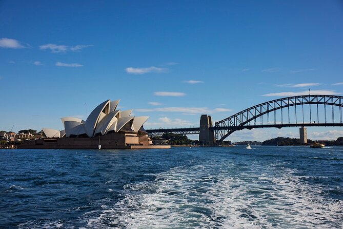 Sydney Harbour Discovery Cruise Including Lunch - The Opera House from the water