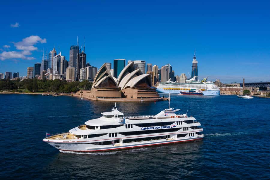 Sydney Harbour Experience 90-minute Sightseeing Cruise - Circular Quay Wharf 6 and the start of the cruise