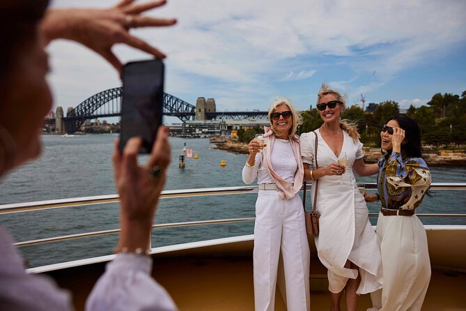 Sydney Harbour Experience Sightseeing Cruise - The smartphone commentary is the make-or-break detail