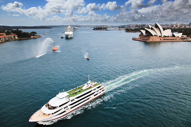 Sydney Harbour Experience Sightseeing Cruise - Standard ticket or Premium Harbour Experience