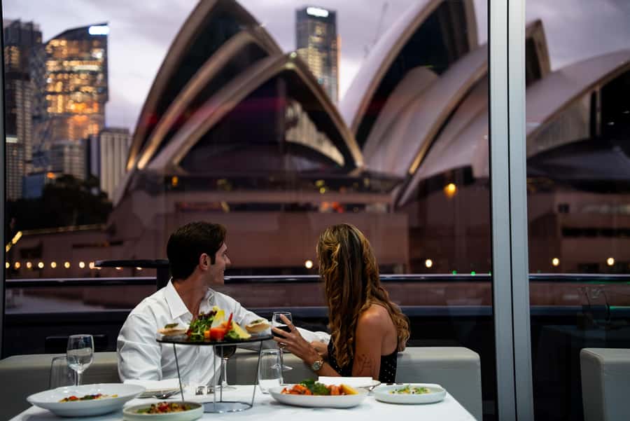 Sydney Harbour: Glass Boat Signature Dinner Cruise - A Sydney evening built around the harbour