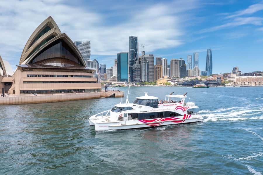 Sydney Harbour Sightseeing Cruise from Circular Quay - Commentary, seating, and the sound problem