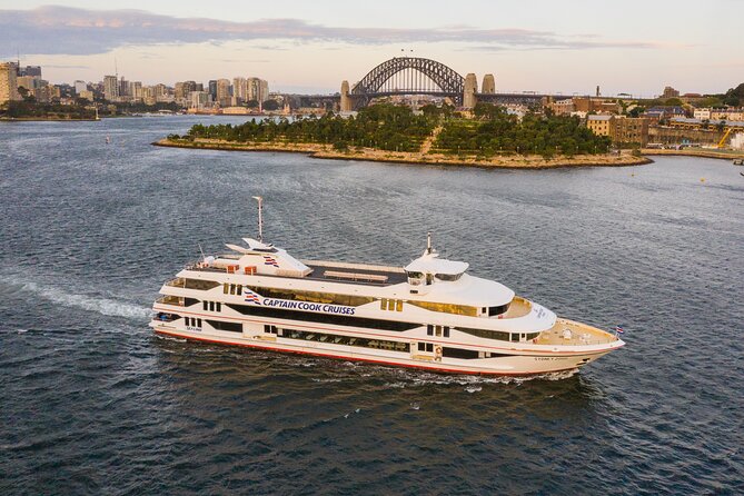 Sydney Harbour Starlight Dinner Cruise from Darling Harbour - Circular Quay and the Opera House