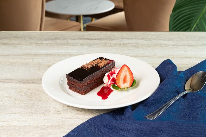 Sydney Harbour Starlight Dinner Cruise from Darling Harbour - Is $111.17 good value?