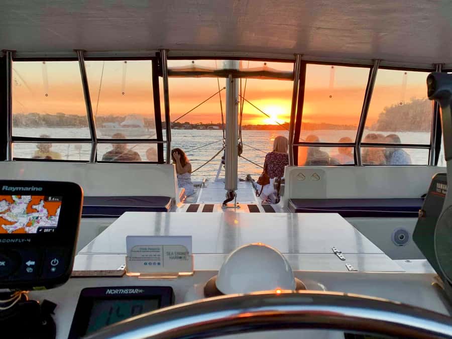 Sydney Harbour: Sunset Catamaran Cruise - What the one-hour length feels like