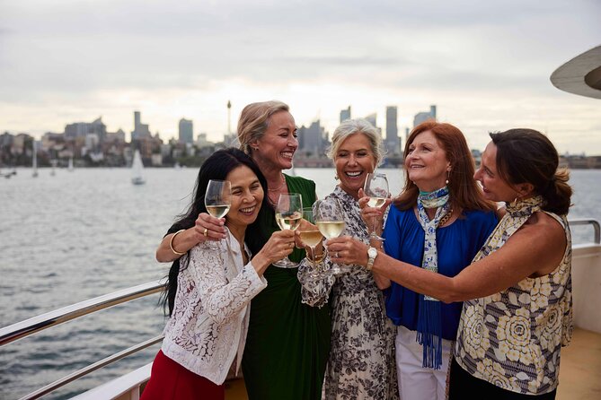Sydney Harbour Sunset Dinner Cruise from Darling Harbour - Who gets the most value from this cruise?