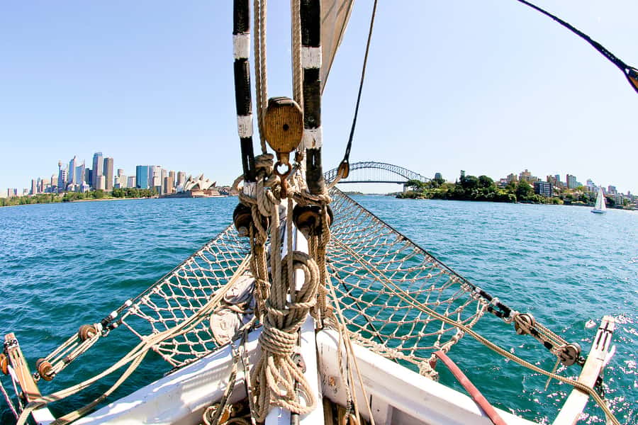 Sydney Harbour: Tall Ship Afternoon Cruise - Fort Denison and the harbor’s working character