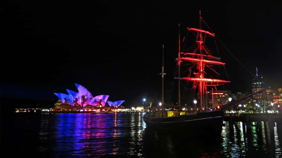 Sydney Harbour: Tall Ship Vivid Dinner Cruise - Why the Tall Ship Changes the Vivid Experience