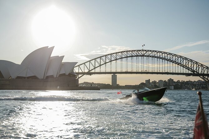 Sydney Harbour Unique Cruise Including Lunch - Meeting the yacht at Circular Quay
