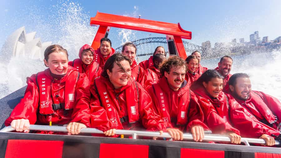 Sydney: Jet Boat Adventure Ride from Circular Quay - The wet-seat question, and what to wear